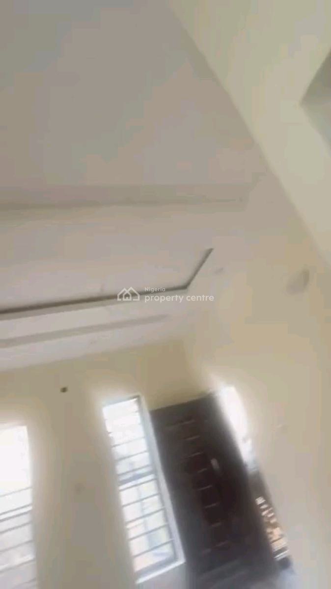 Standard and Spacious Miniflat, Makoko, Yaba, Lagos, Mini Flat (room and Parlour) for Rent
