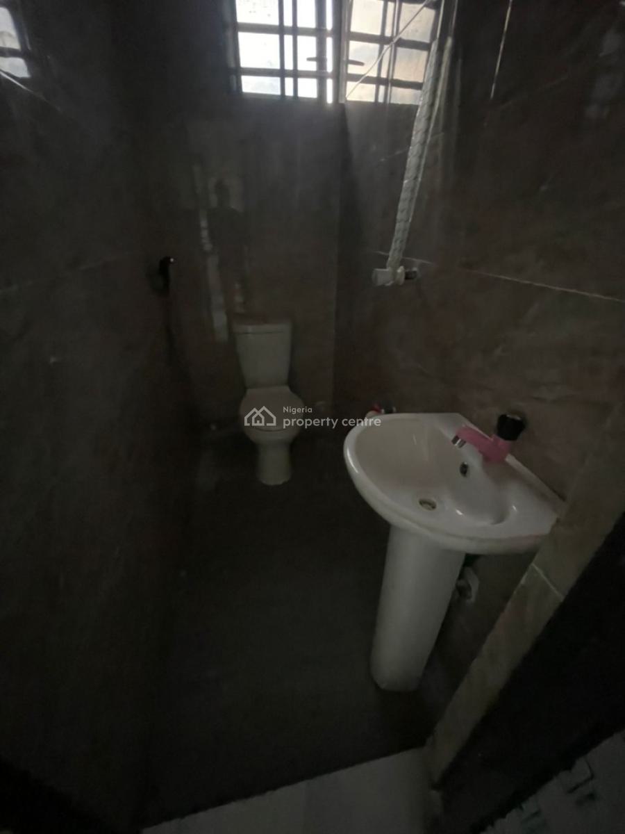 Standard and Spacious Miniflat, Makoko, Yaba, Lagos, Mini Flat (room and Parlour) for Rent