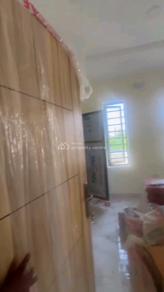 Standard and Spacious Miniflat, Makoko, Yaba, Lagos, Mini Flat (room and Parlour) for Rent