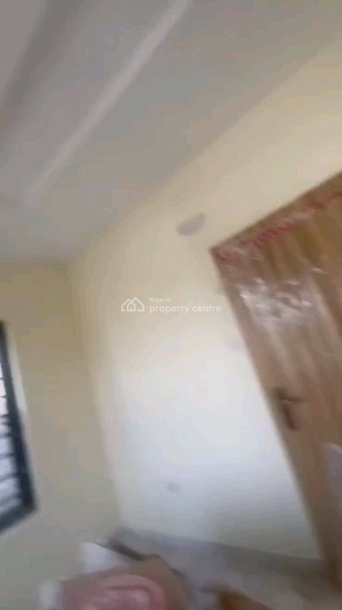 Standard and Spacious Miniflat, Makoko, Yaba, Lagos, Mini Flat (room and Parlour) for Rent