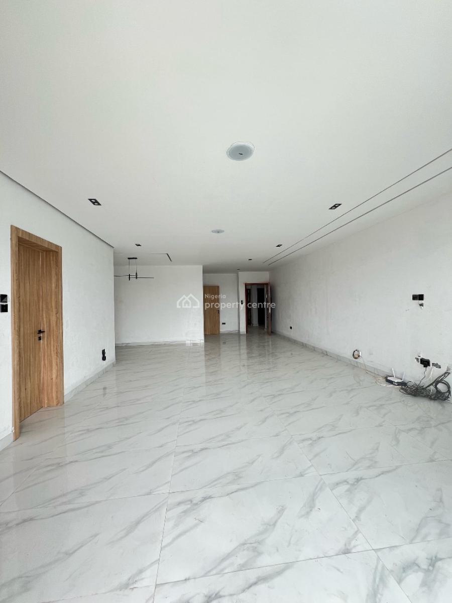 Spacious 2 Bedroom Apartment with  Bq, Pool, Gym  and Elevator, Lekki Phase 1, Lekki, Lagos, Flat / Apartment for Sale