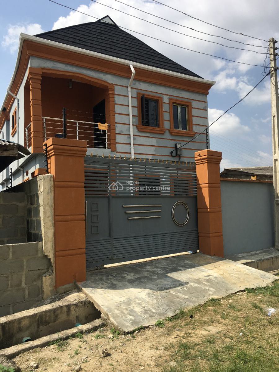 Healthy 3 Bedrooms Detached Duplex, Off Oluodo Road, Ebute, Ikorodu, Lagos, Terraced Duplex for Rent
