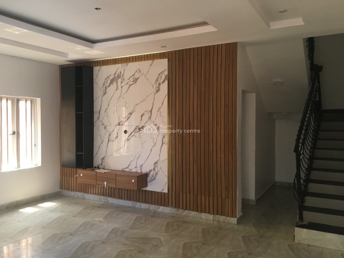 Healthy 3 Bedrooms Detached Duplex, Off Oluodo Road, Ebute, Ikorodu, Lagos, Terraced Duplex for Rent