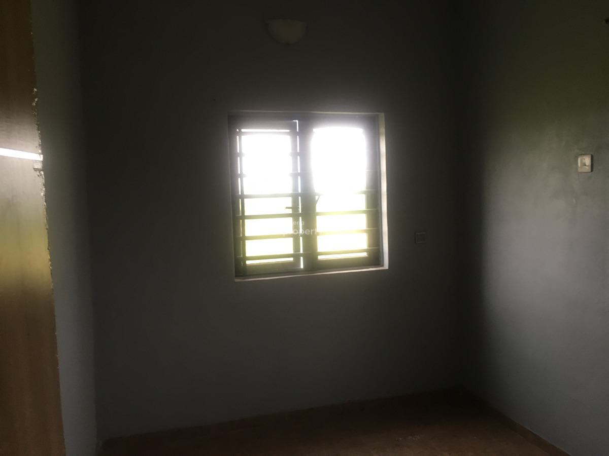 Healthy 3 Bedrooms Detached Duplex, Off Oluodo Road, Ebute, Ikorodu, Lagos, Detached Duplex for Rent