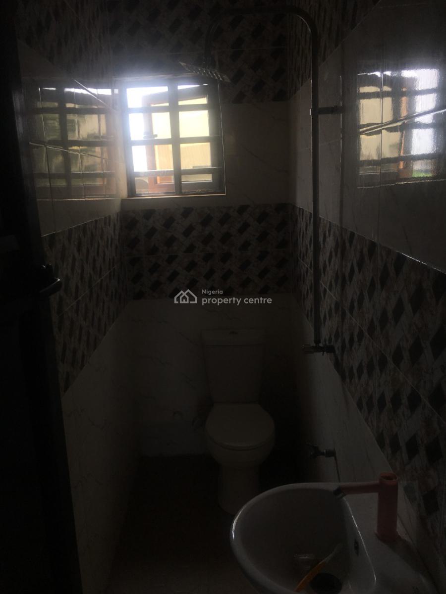 Healthy 3 Bedrooms Detached Duplex, Off Oluodo Road, Ebute, Ikorodu, Lagos, Detached Duplex for Rent