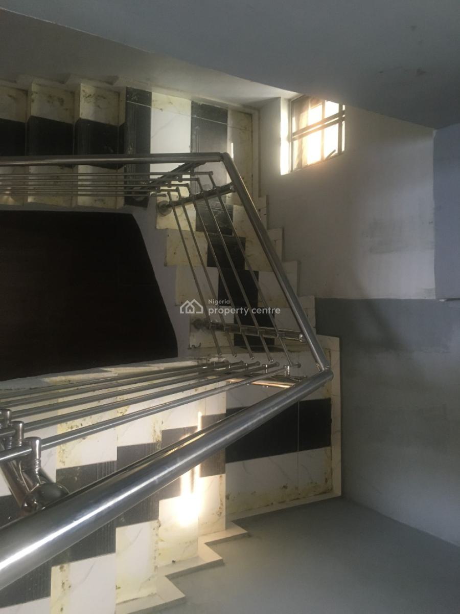 Healthy 3 Bedrooms Detached Duplex, Off Oluodo Road, Ebute, Ikorodu, Lagos, Detached Duplex for Rent