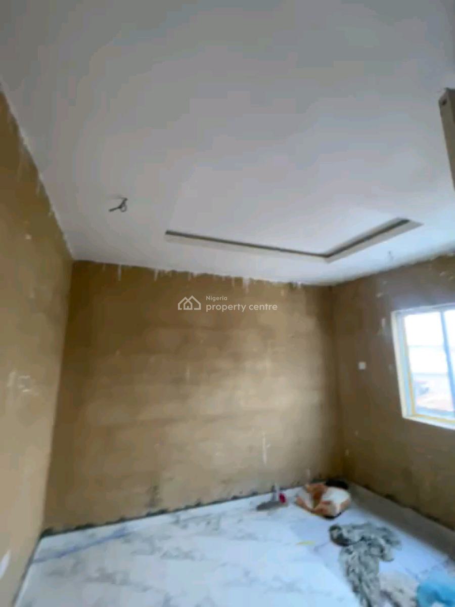 Standard Room Self Contain, Off Fetuga Street, Ladilak, Pedro, Gbagada, Lagos, Self Contain (single Rooms) for Rent