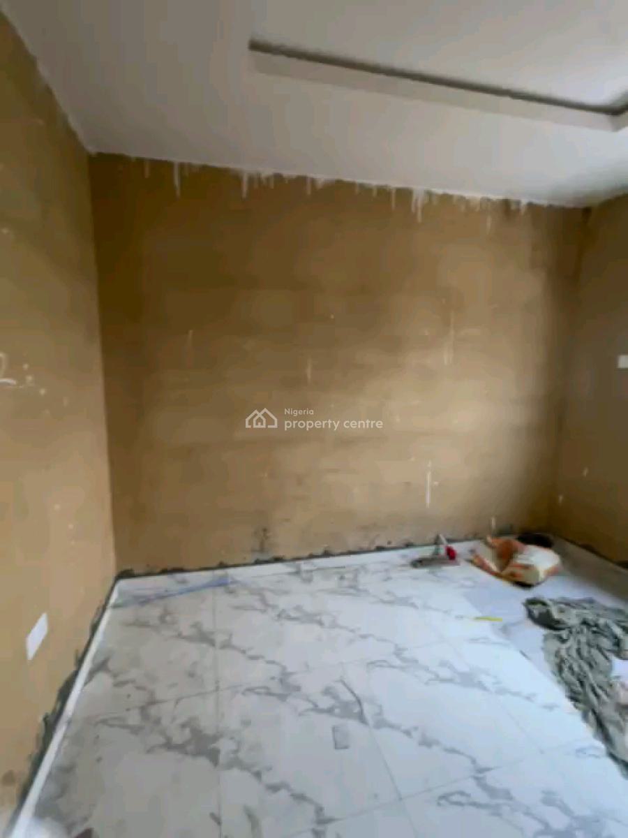 Standard Room Self Contain, Off Fetuga Street, Ladilak, Pedro, Gbagada, Lagos, Self Contain (single Rooms) for Rent