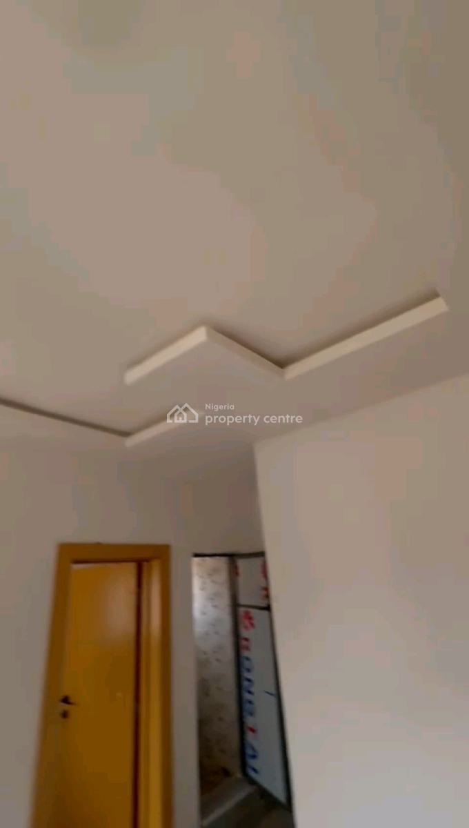 Newly Built Decent Spacious Mini Upflat and Down Flat with 2toilet, New Garage, Gbagada, Lagos, Mini Flat (room and Parlour) for Rent