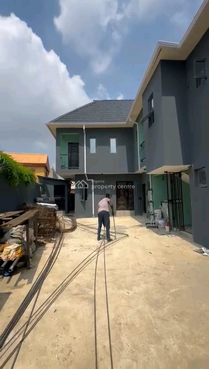 Newly Built Decent Spacious Mini Upflat and Down Flat with 2toilet, New Garage, Gbagada, Lagos, Mini Flat (room and Parlour) for Rent