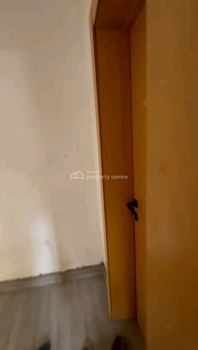 Newly Built Decent Spacious Mini Upflat and Down Flat with 2toilet, New Garage, Gbagada, Lagos, Mini Flat (room and Parlour) for Rent