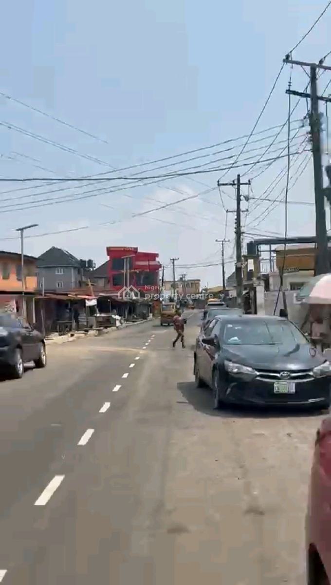 Newly Built Decent Spacious Mini Upflat and Down Flat with 2toilet, New Garage, Gbagada, Lagos, Mini Flat (room and Parlour) for Rent