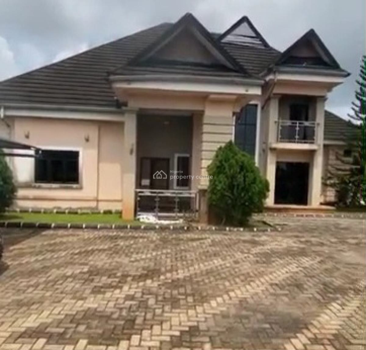 4bedroom Penthouse Bungalow with 2 Parlours 100ft By 100ft Land, Ebo Quarters By Market Square, Off Airport Road, Benin, Oredo, Edo, House for Sale