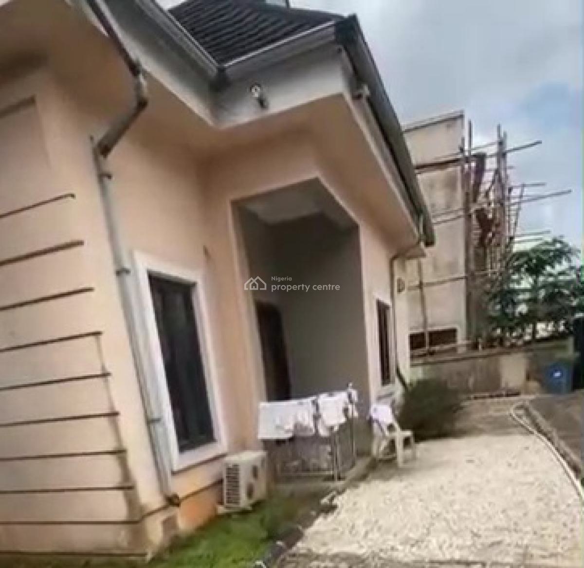 4bedroom Penthouse Bungalow with 2 Parlours 100ft By 100ft Land, Ebo Quarters By Market Square, Off Airport Road, Benin, Oredo, Edo, House for Sale