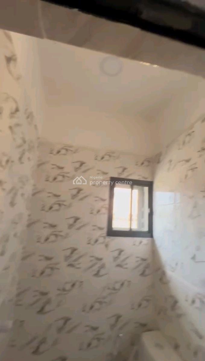 Newly Built Decent Spacious Mini Upflat and Down Flat with 2toilet, New Garage, Gbagada, Lagos, Mini Flat (room and Parlour) for Rent