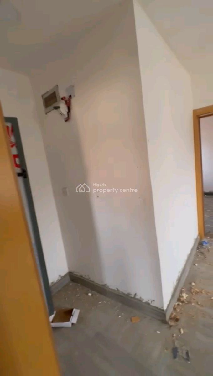 Newly Built Decent Spacious Mini Upflat and Down Flat with 2toilet, New Garage, Gbagada, Lagos, Mini Flat (room and Parlour) for Rent