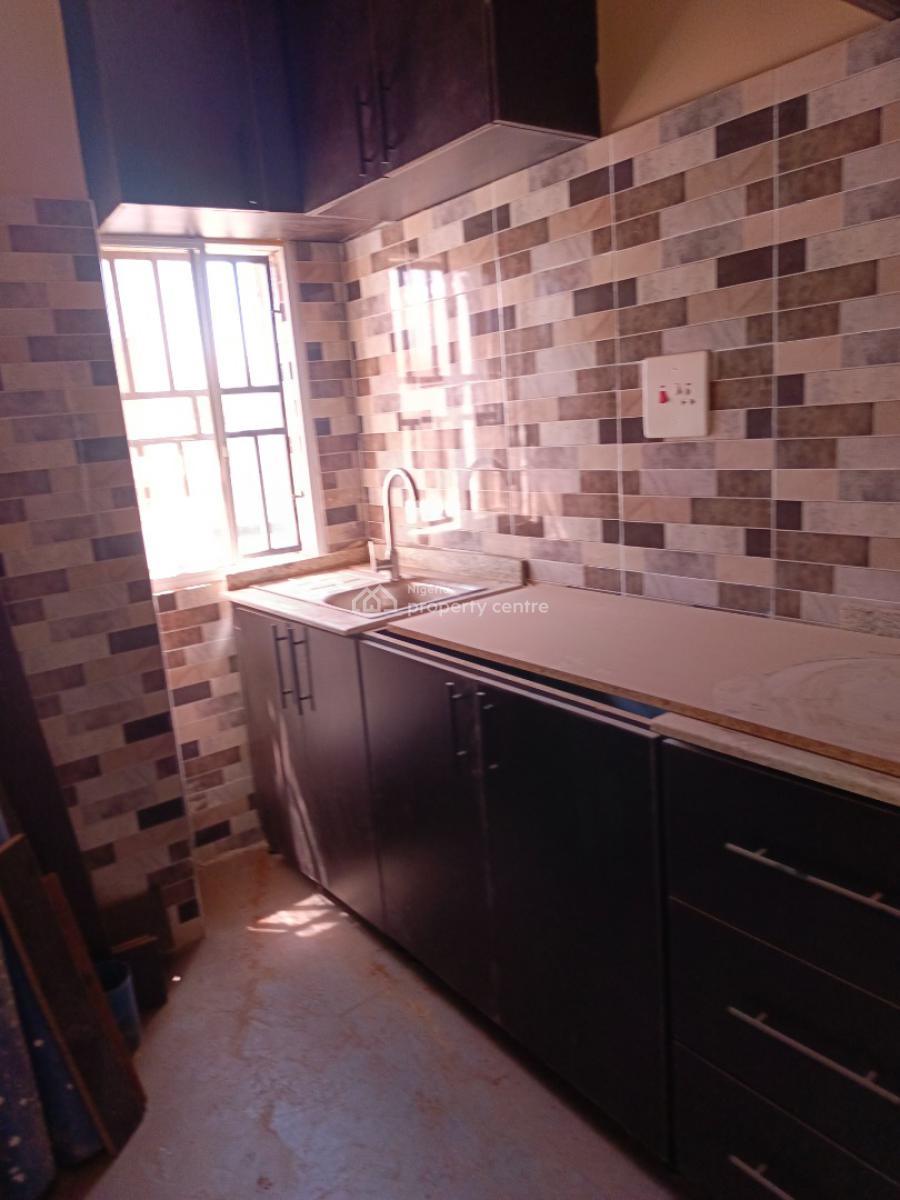 Brand New 2 Bedroom Flat on The Top Floor, Mabushi, Katampe, Abuja, Flat / Apartment for Rent