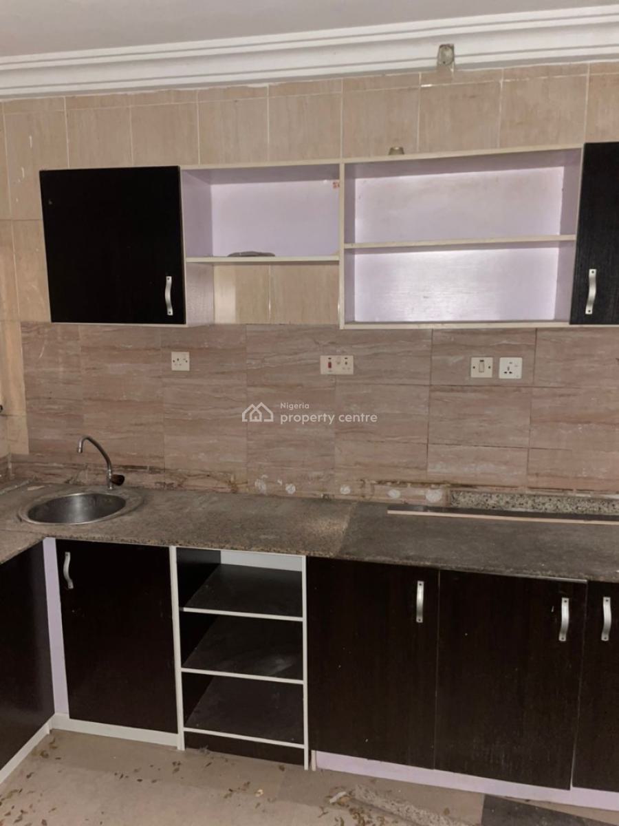 Spacious 3 Bedroom Apartment in a Serene Location, Majek, Sangotedo, Ajah, Lagos, Flat / Apartment for Rent