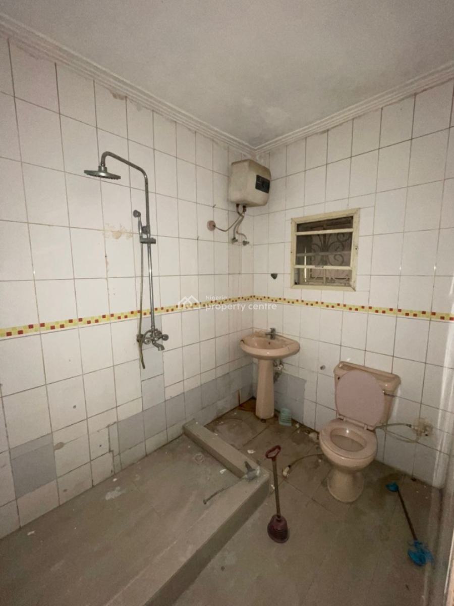 Spacious 3 Bedroom Apartment in a Serene Location, Majek, Sangotedo, Ajah, Lagos, Flat / Apartment for Rent