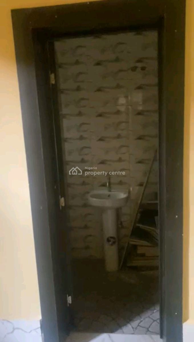 Newly Built 3 Bedroom, Oshogun, Alapere, Ketu, Lagos, Flat / Apartment for Rent