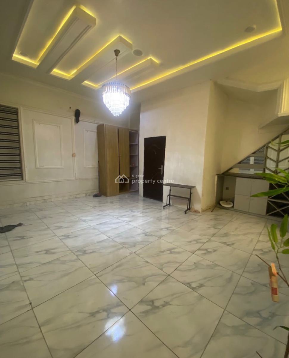 Specious Studio Apartment with Personal Entrance, Oral Estate, Lekki, Lagos, Self Contain (single Rooms) for Rent