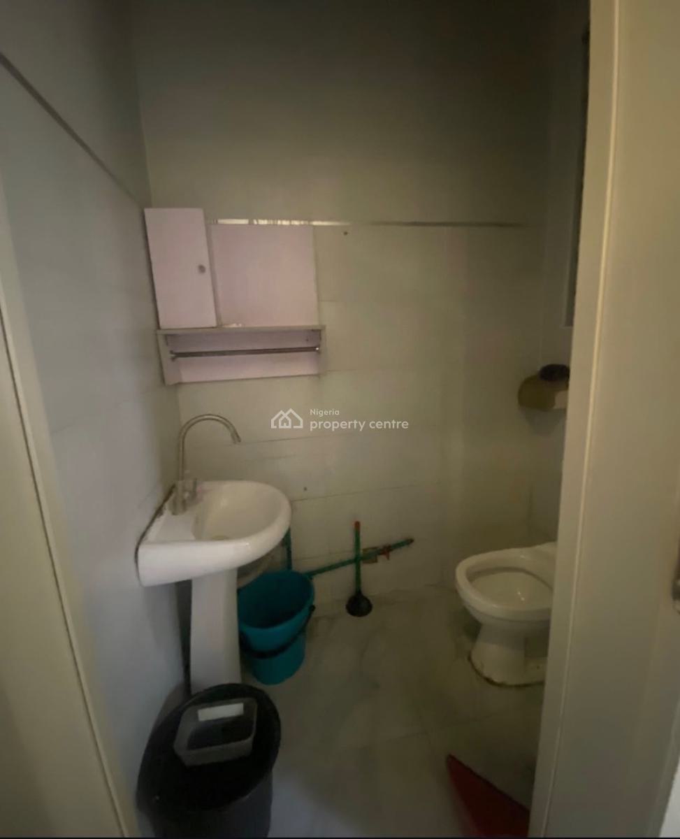 Specious Studio Apartment with Personal Entrance, Oral Estate, Lekki, Lagos, Self Contain (single Rooms) for Rent