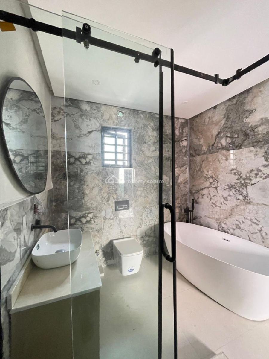 Tastefully Finished 4 Bedroom Terrace Duplex Home, Lekki Phase 1, Lekki, Lagos, Terraced Duplex for Sale