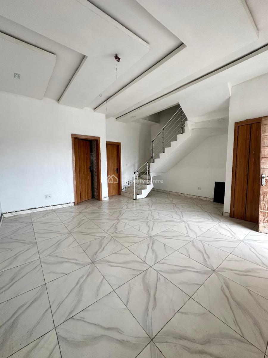 Perfectly Built 4 Bedroom Terraced  Duplex., Off Orchid Road, Lekki, Lagos, Terraced Duplex for Sale
