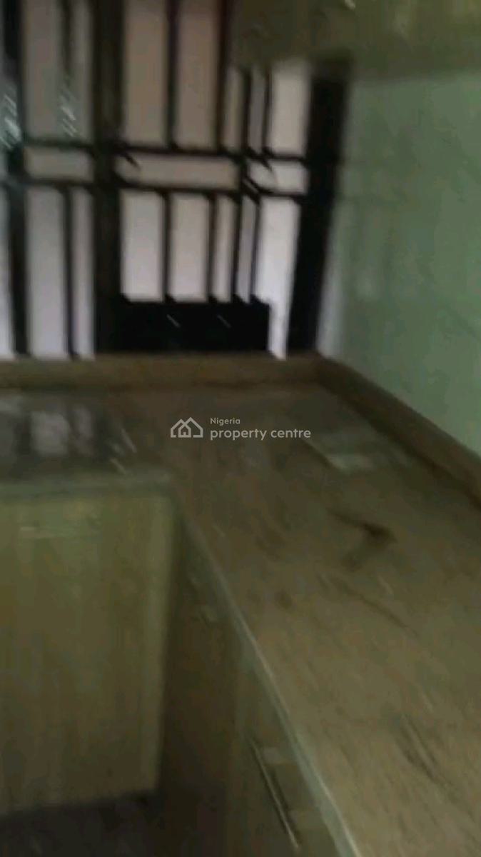 Mini Flat, Adekunle, Yaba, Lagos, Mini Flat (room and Parlour) for Rent