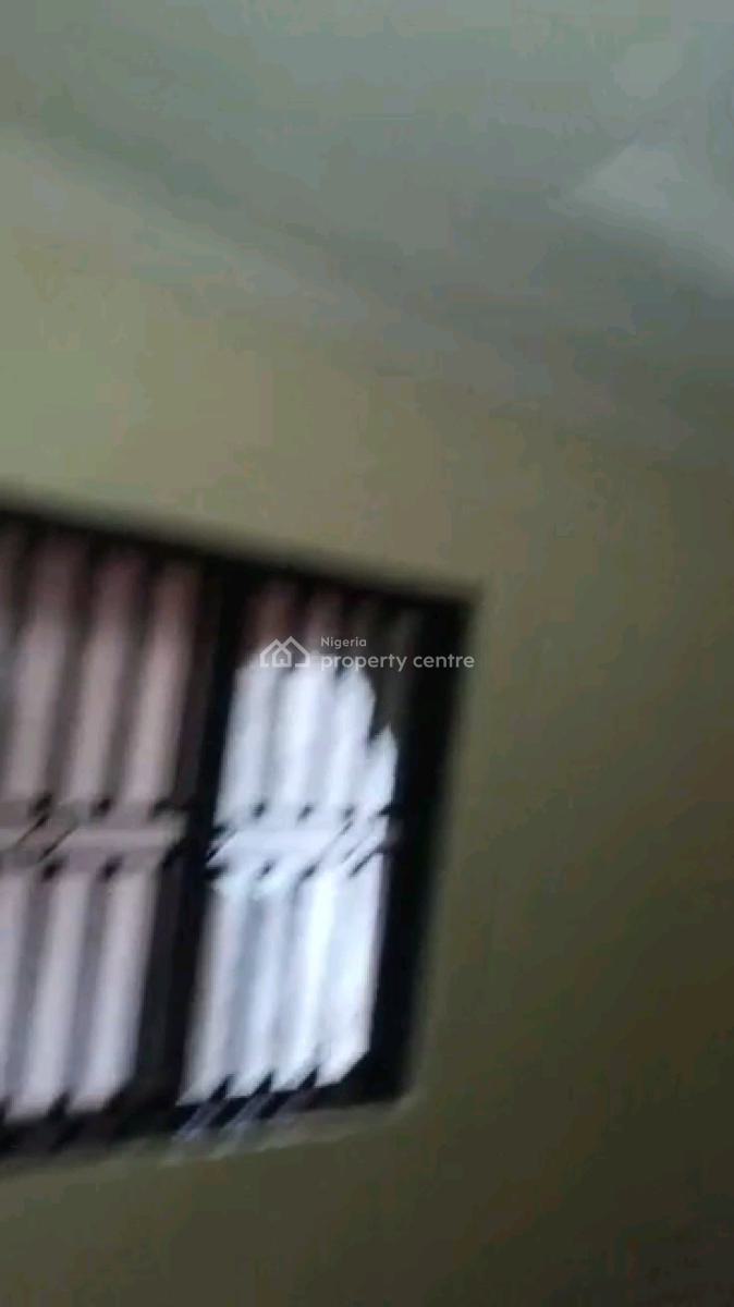 Mini Flat, Adekunle, Yaba, Lagos, Mini Flat (room and Parlour) for Rent