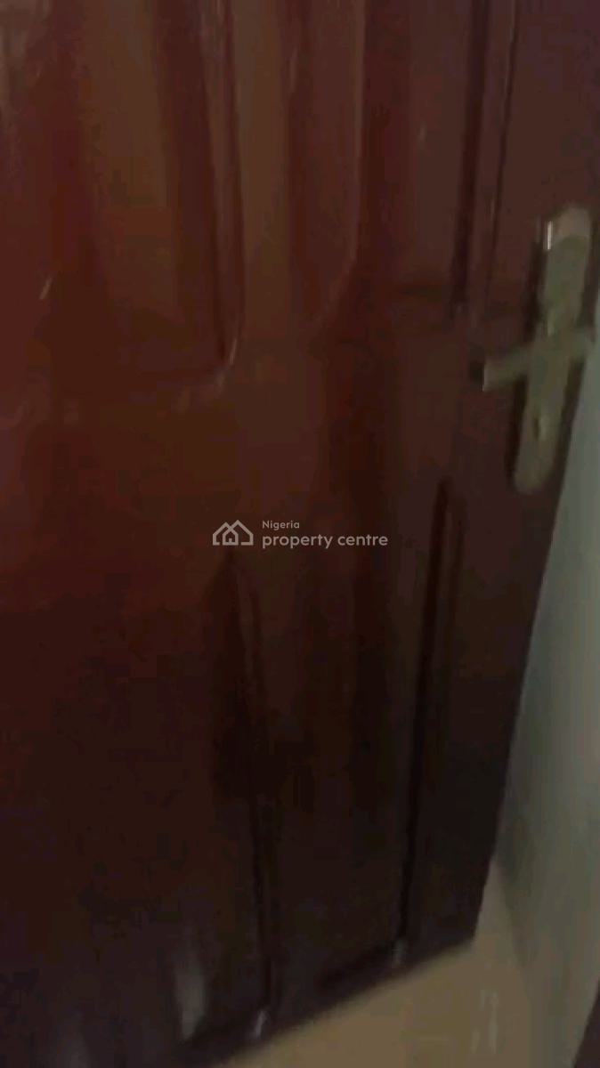 Mini Flat, Adekunle, Yaba, Lagos, Mini Flat (room and Parlour) for Rent
