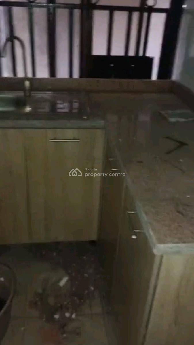 Mini Flat at Adekunle Yaba, Adekunle, Yaba, Lagos, Mini Flat (room and Parlour) for Rent