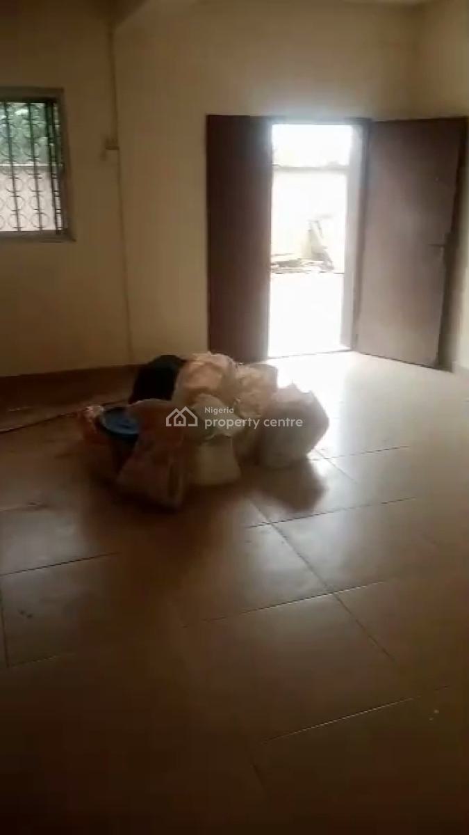 Spacious & Clean 2 Bedroom Apartment, Mende, Maryland, Lagos, Flat / Apartment for Rent