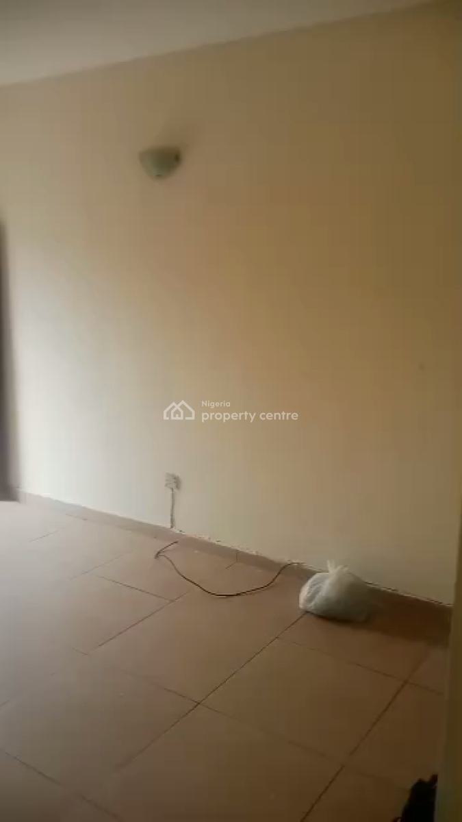 Spacious & Clean 2 Bedroom Apartment, Mende, Maryland, Lagos, Flat / Apartment for Rent