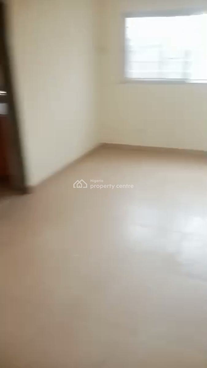 Spacious & Clean 2 Bedroom Apartment, Mende, Maryland, Lagos, Flat / Apartment for Rent
