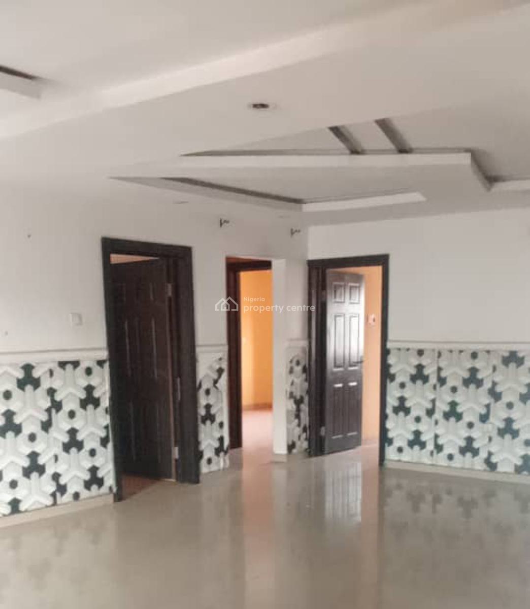 Spacious 3bedroom Flat Upstair with Pop, Modern Facilities at Estate, at Unity Estate Close to Bus Stop Egbeda Alimosho, Egbeda, Alimosho, Lagos, Flat / Apartment for Rent