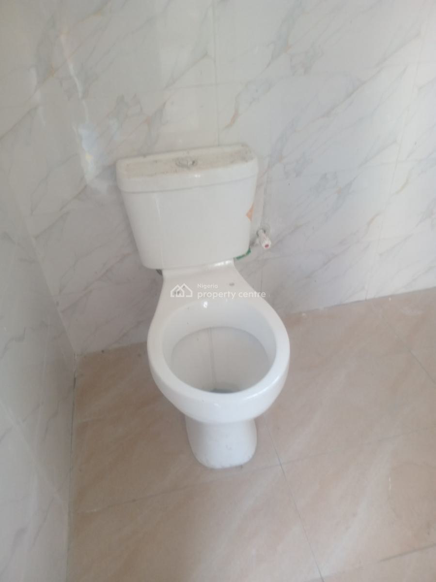 a Standard Self Contained Apartment with Studio Kitchen and Separate P, Chevron Drive Carlton Gate Estate, Lekki, Lagos, Self Contain (single Rooms) for Rent