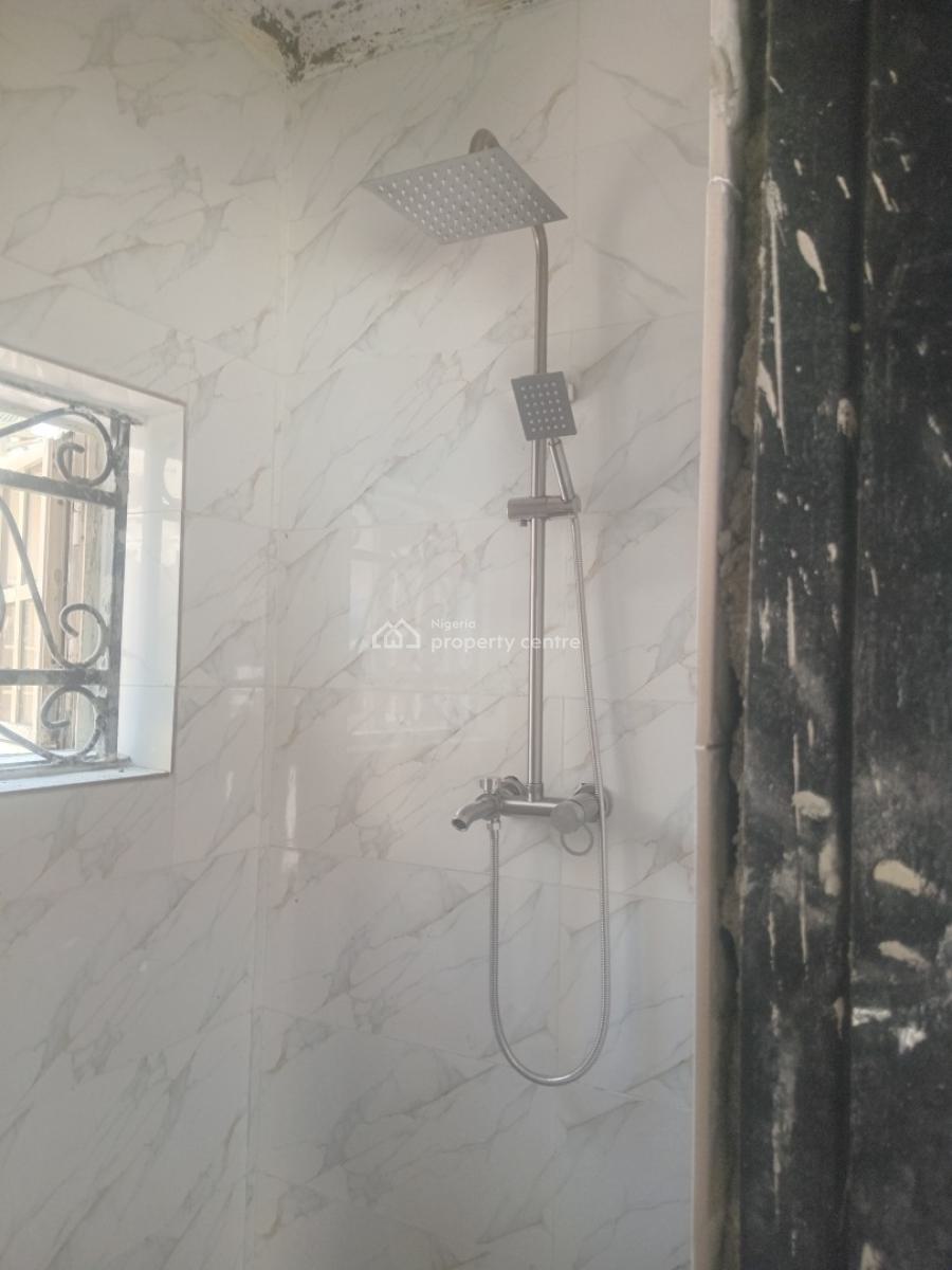 a Standard Self Contained Apartment with Studio Kitchen and Separate P, Chevron Drive Carlton Gate Estate, Lekki, Lagos, Self Contain (single Rooms) for Rent