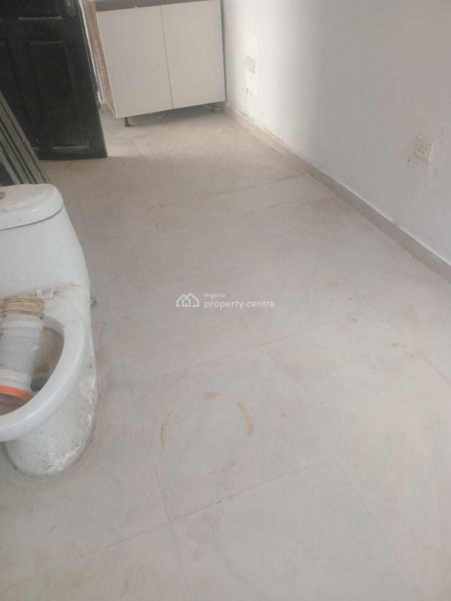 a Standard Self Contained Apartment with Studio Kitchen and Separate P, Chevron Drive Carlton Gate Estate, Lekki, Lagos, Self Contain (single Rooms) for Rent