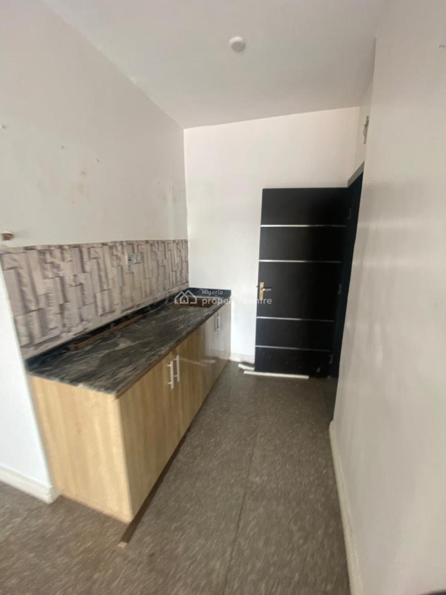 and Reconstructed Five (5) Bedroom Self Compound Semi Detached Duplex, Lekki Phase 1, Lekki, Lagos, Semi-detached Duplex for Rent