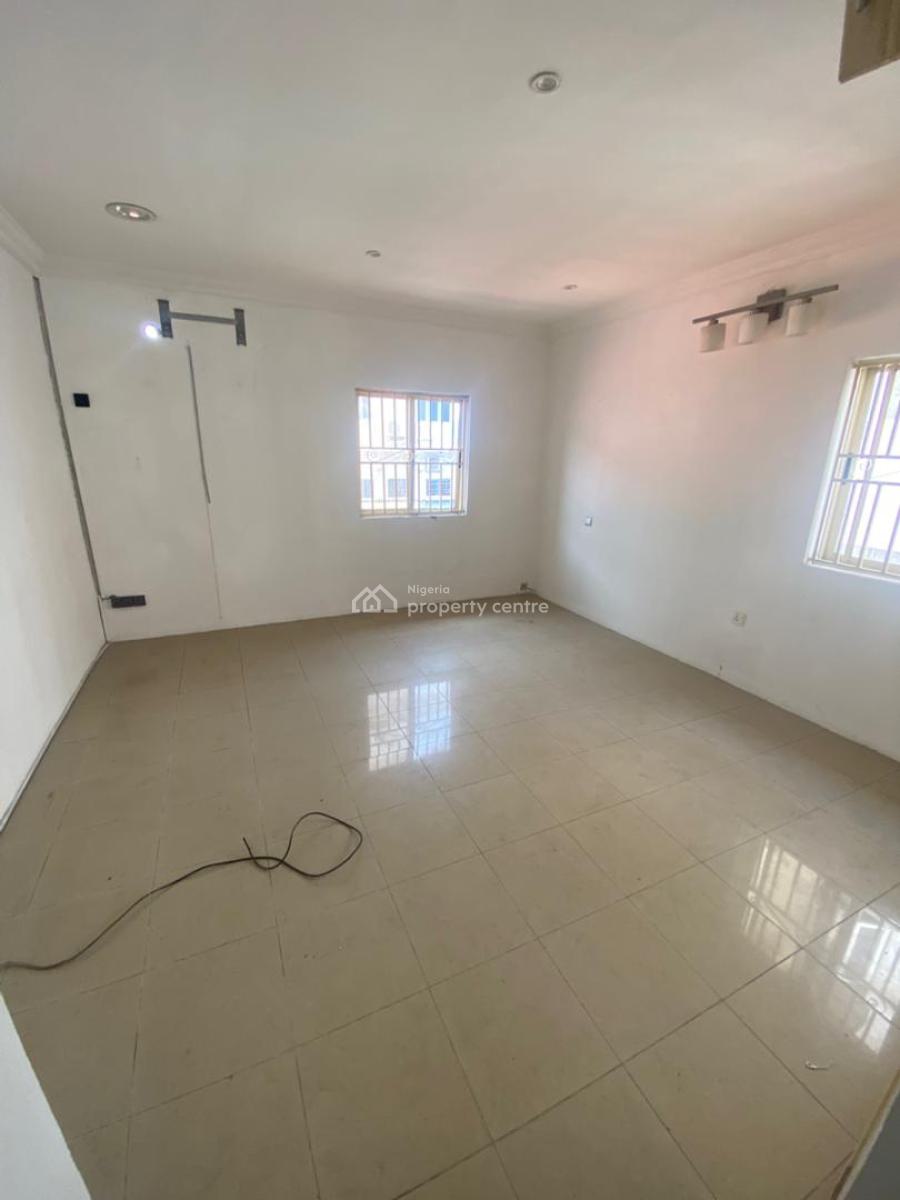 and Reconstructed Five (5) Bedroom Self Compound Semi Detached Duplex, Lekki Phase 1, Lekki, Lagos, Semi-detached Duplex for Rent