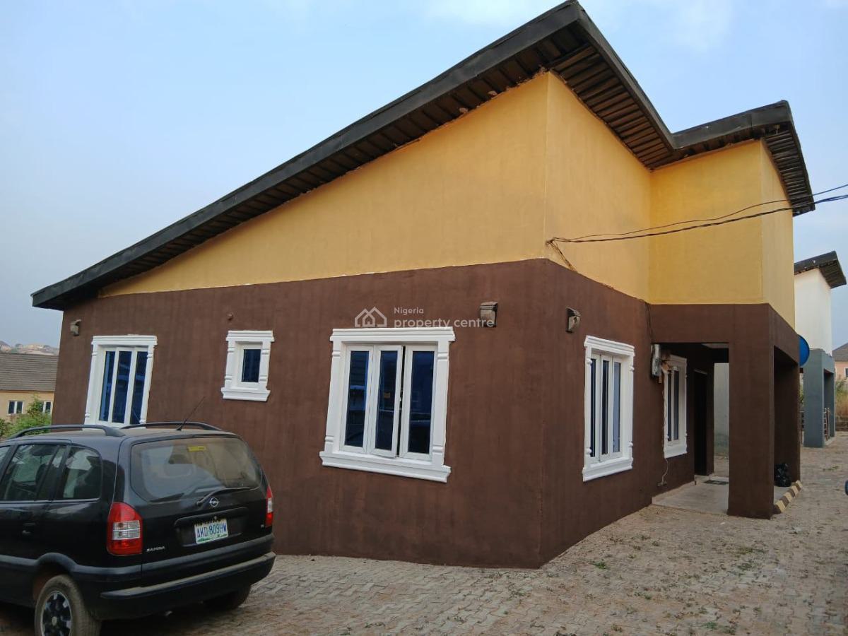 3 Bedroom Bungalow, Akala Express, Ibadan, Oyo, Detached Bungalow for Sale