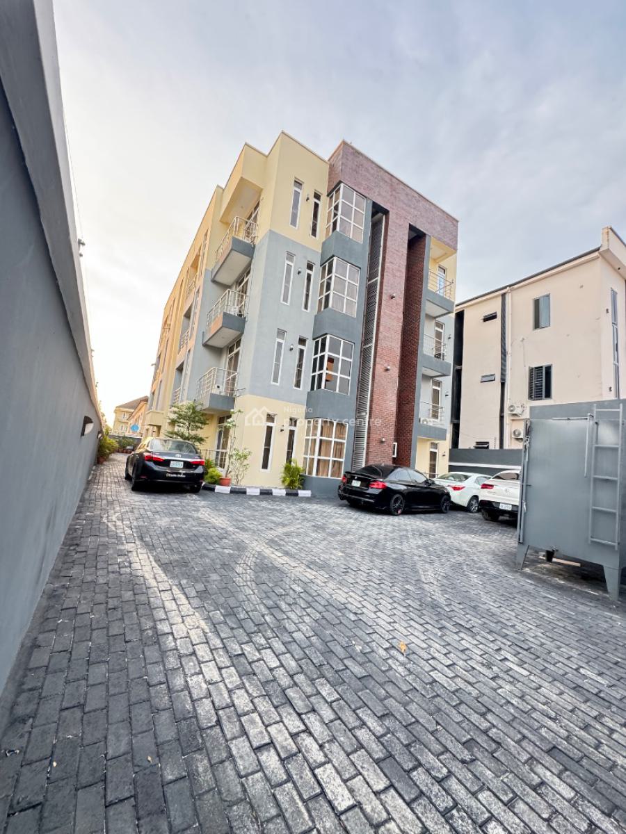 Spacious Nice 2 Bedroom Apartment Gud for Commercial Etc, Beside Idado Estate 🏡 Close to Chevy Estate Espress, Lekki, Lagos, Block of Flats for Sale