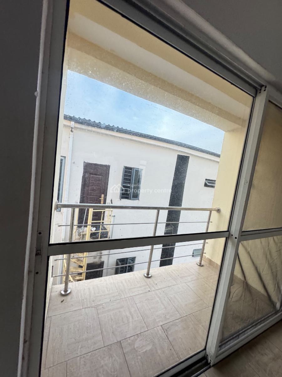 Spacious Nice 2 Bedroom Apartment Gud for Commercial Etc, Beside Idado Estate 🏡 Close to Chevy Estate Espress, Lekki, Lagos, Block of Flats for Sale