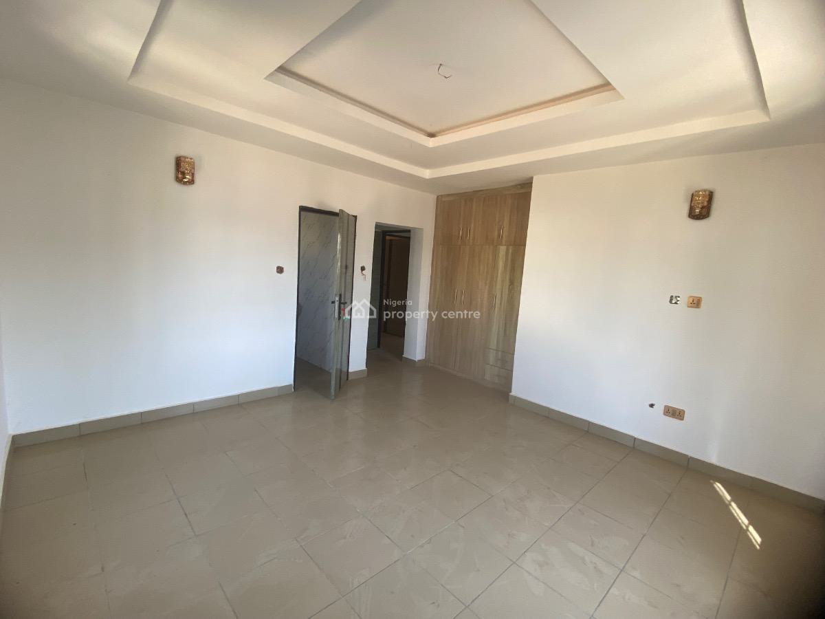 3 Bedroom Apartment with Bq, Durumi, Abuja, Flat / Apartment for Sale