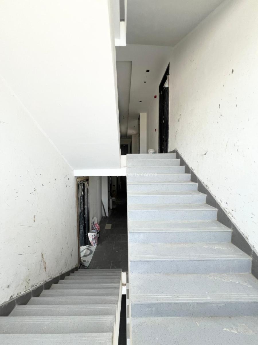 Luxurious 3 Bedroom Apartment with Rooftop, Pool, Lekki Phase 1, Lekki, Lagos, Flat / Apartment for Sale