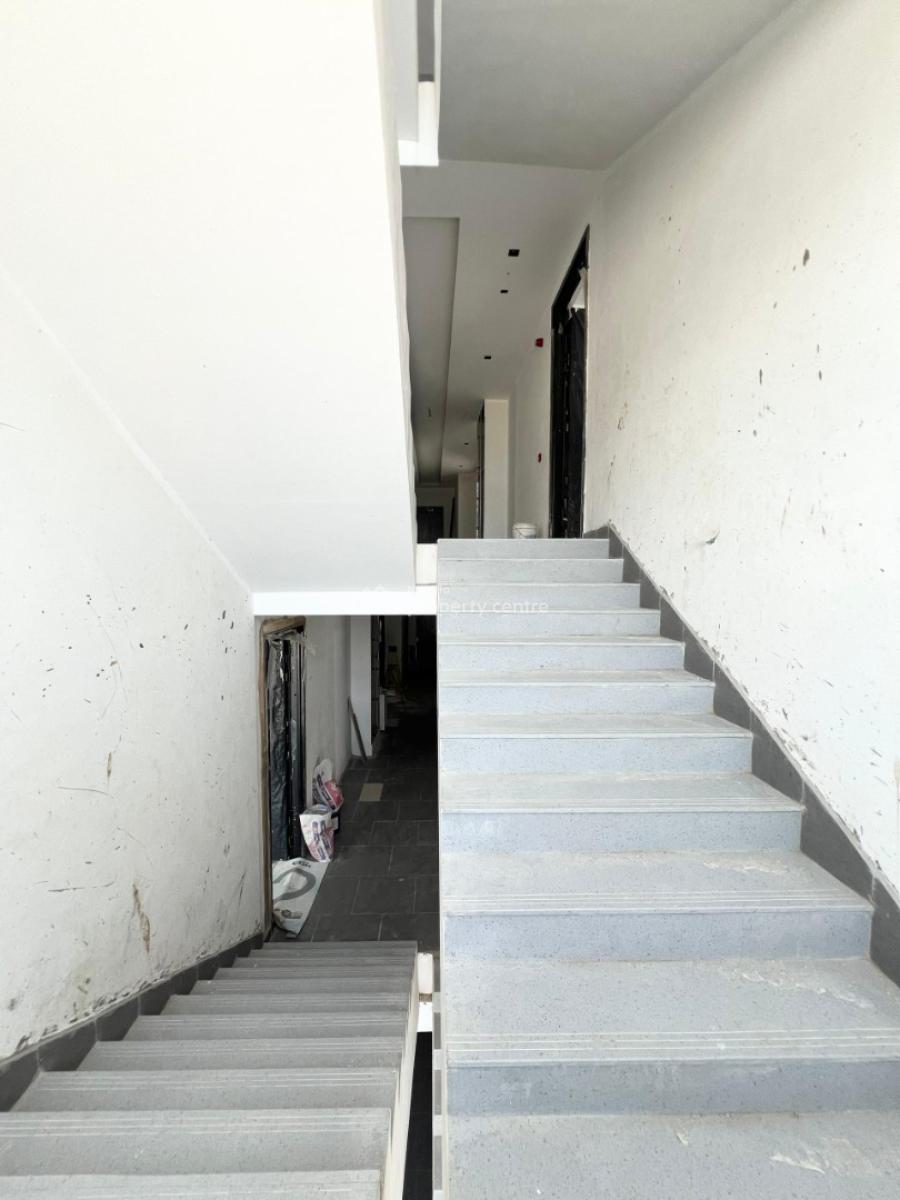 Luxurious 3 Bedroom Apartment with Rooftop, Pool, Lekki Phase 1, Lekki, Lagos, Flat / Apartment for Sale