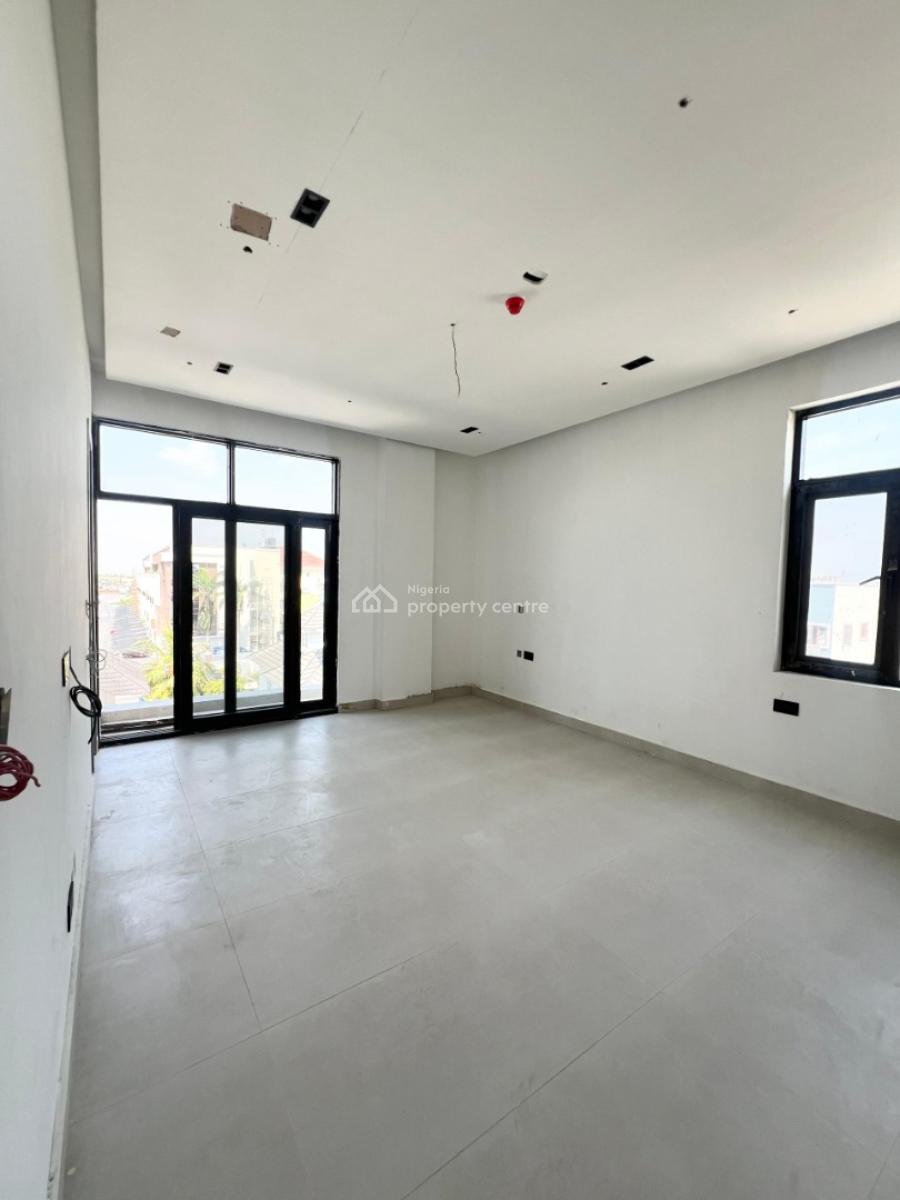 Luxurious 3 Bedroom Apartment with Rooftop, Pool, Lekki Phase 1, Lekki, Lagos, Flat / Apartment for Sale