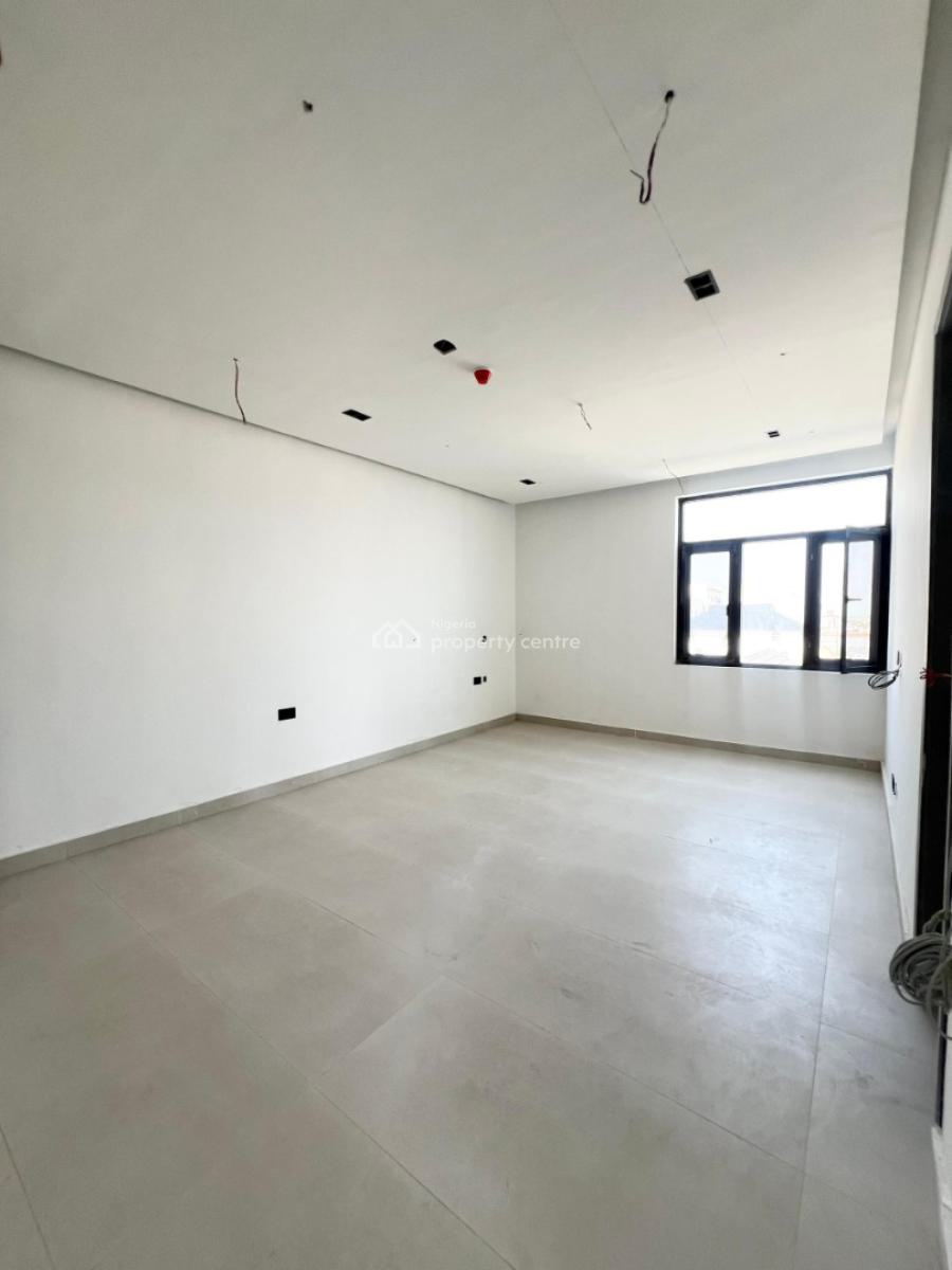 Luxurious 3 Bedroom Apartment with Rooftop, Pool, Lekki Phase 1, Lekki, Lagos, Flat / Apartment for Sale