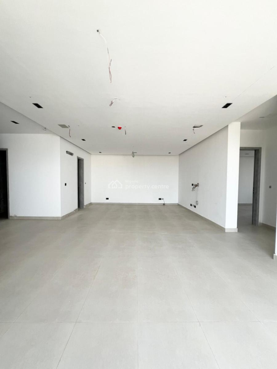 Luxurious 3 Bedroom Apartment with Rooftop, Pool, Lekki Phase 1, Lekki, Lagos, Flat / Apartment for Sale